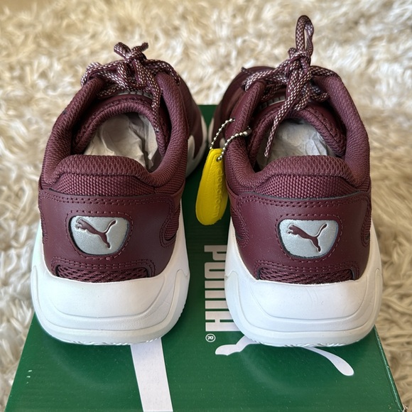 Men’s Puma Storm Pulse Sneakers - Picture 2 of 5